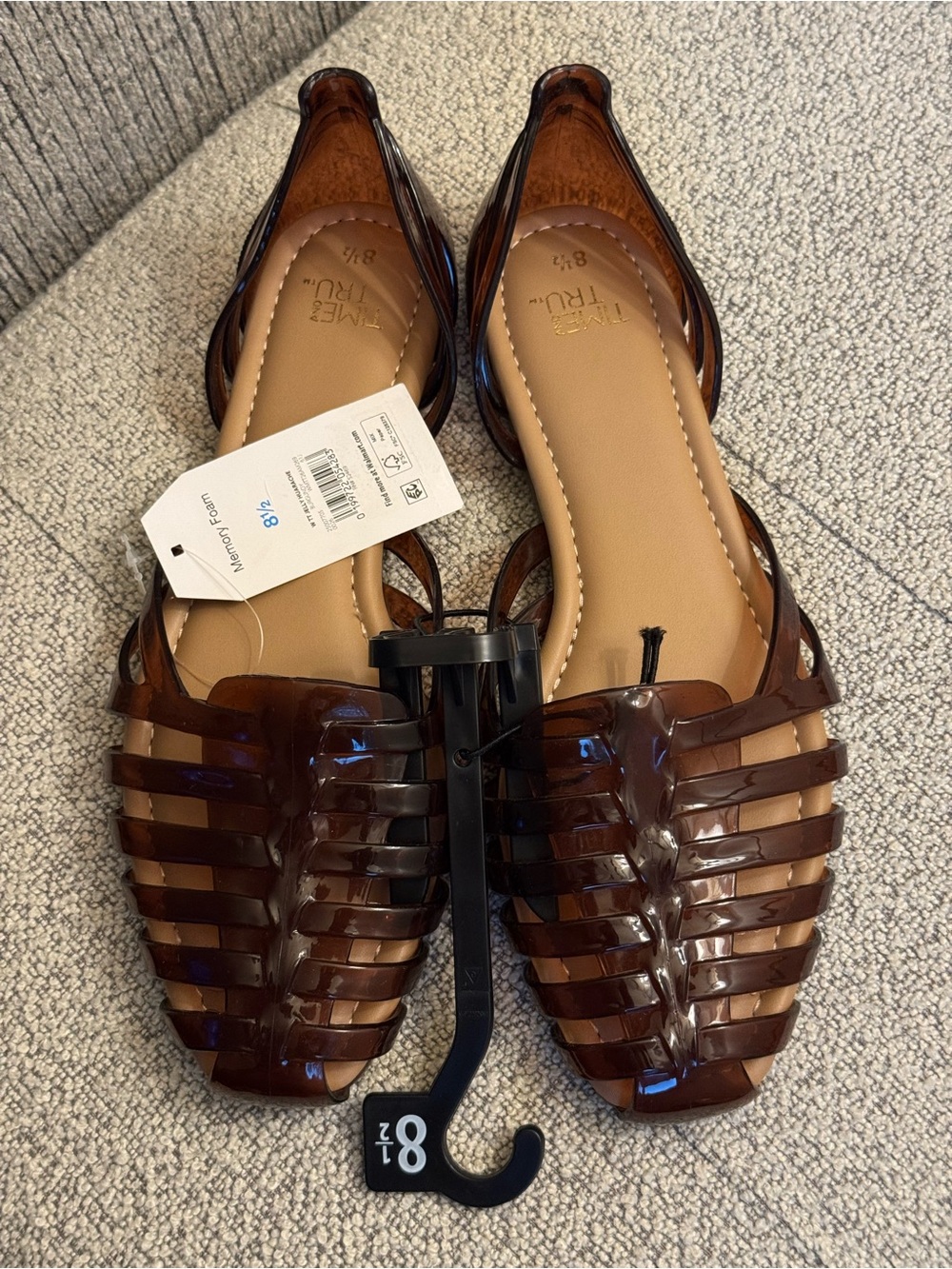 Women’s Size 8 1/2 Time and Tru Brown Jelly Flat Sandals